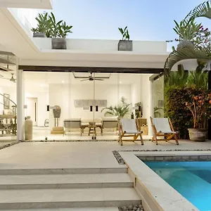 3 Bedroom - Walk To Bingin Beach Uluwatu (Bali)