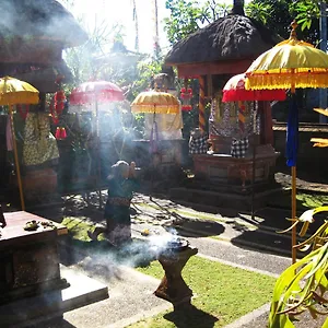  Séjour chez l'habitant Nyoman Murjana Homestay